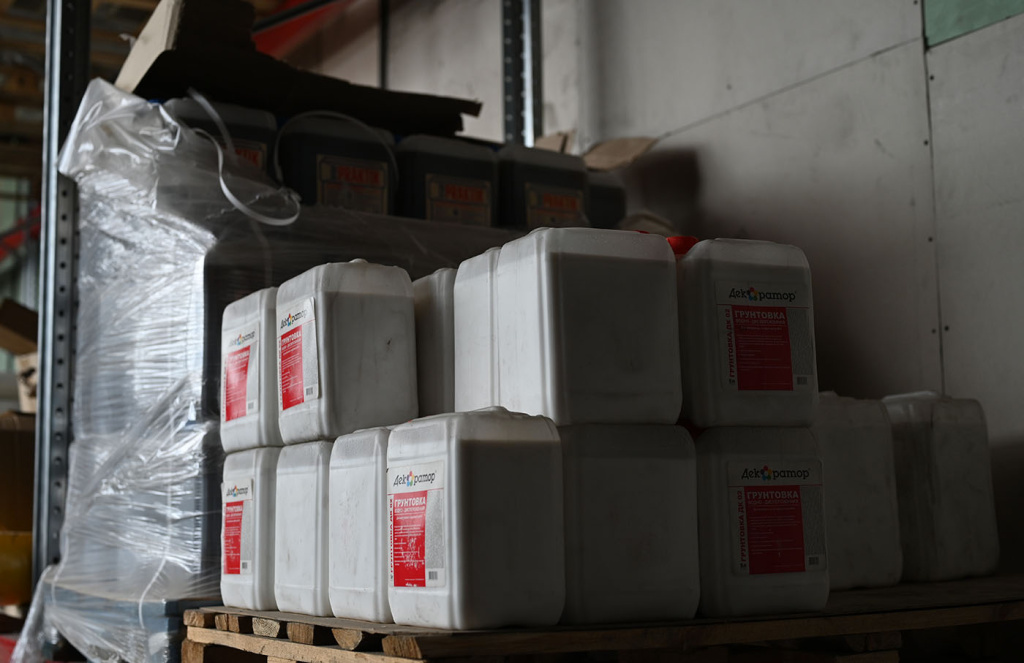 Почему грунтовка необходима для повышения адгезии бетона и кирпича